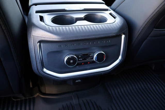 Used 2025 Ford Expedition Tremor image 30