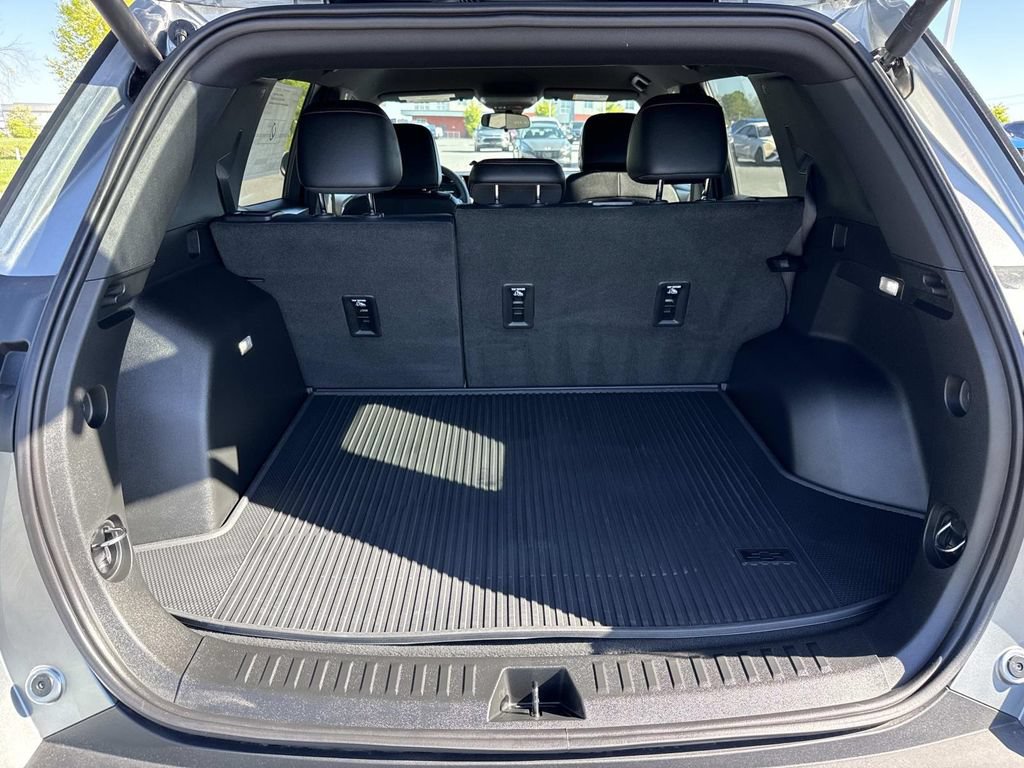New 2026 Chevrolet Equinox ACTIV AWD/4WD image 11