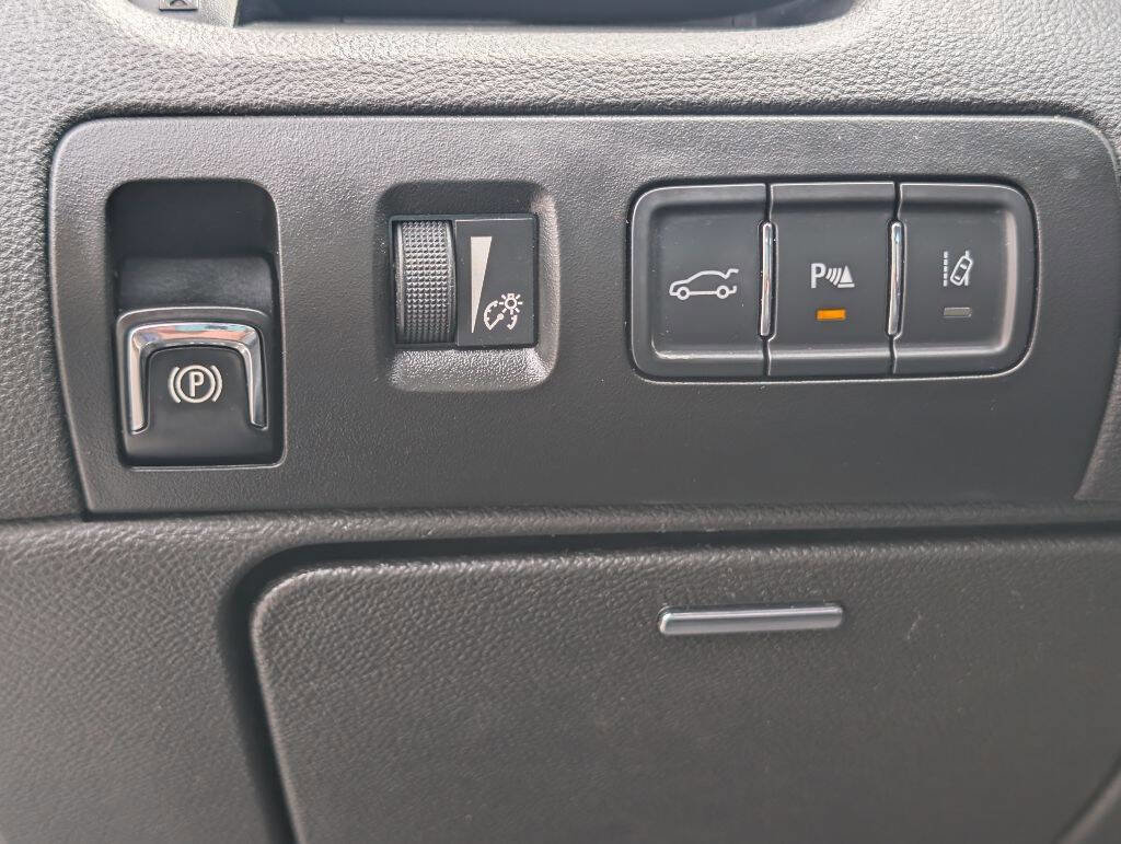 Used 2014 Chevrolet Impala LTZ image 31