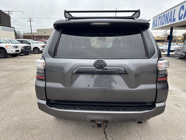Used 2021 Toyota 4Runner Venture image 6