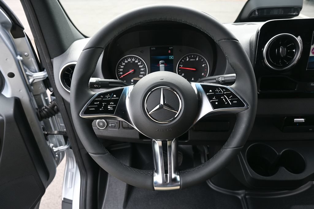 Used 2026 Mercedes-Benz Sprinter 3500 image 2