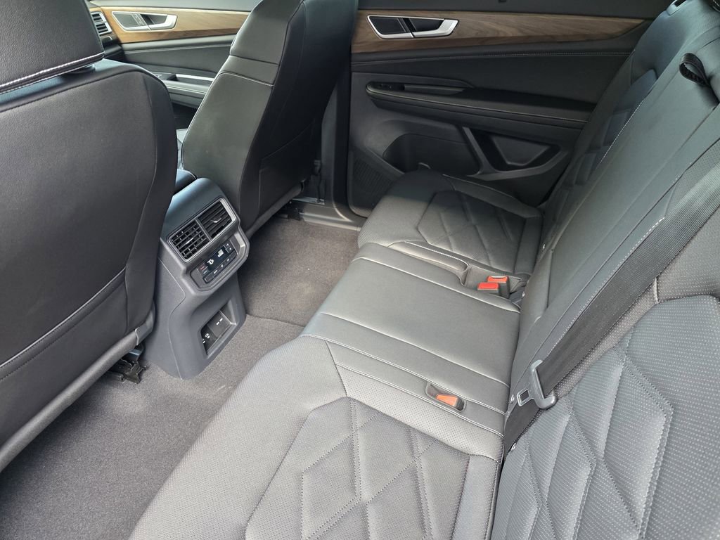 New 2026 Volkswagen Atlas SE image 19
