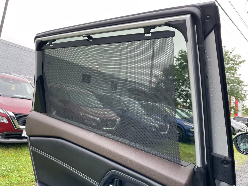 Certified 2023 Nissan Rogue SV w/ SV Premium B Package AWD/4WD image 15