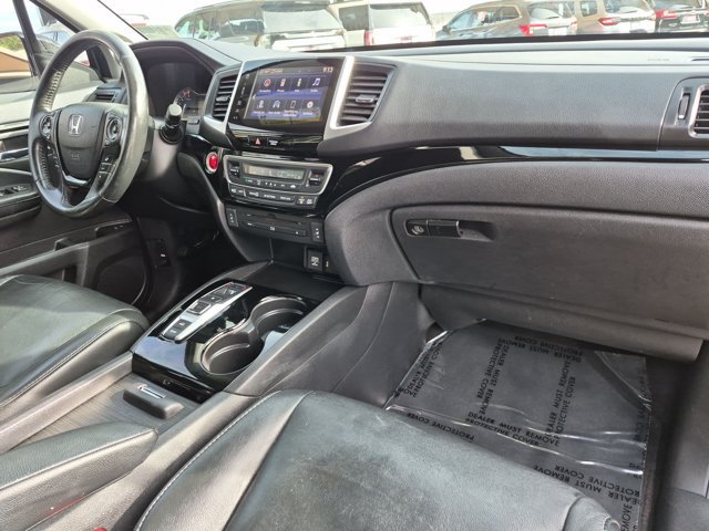 Used 2018 Honda Pilot Touring image 22