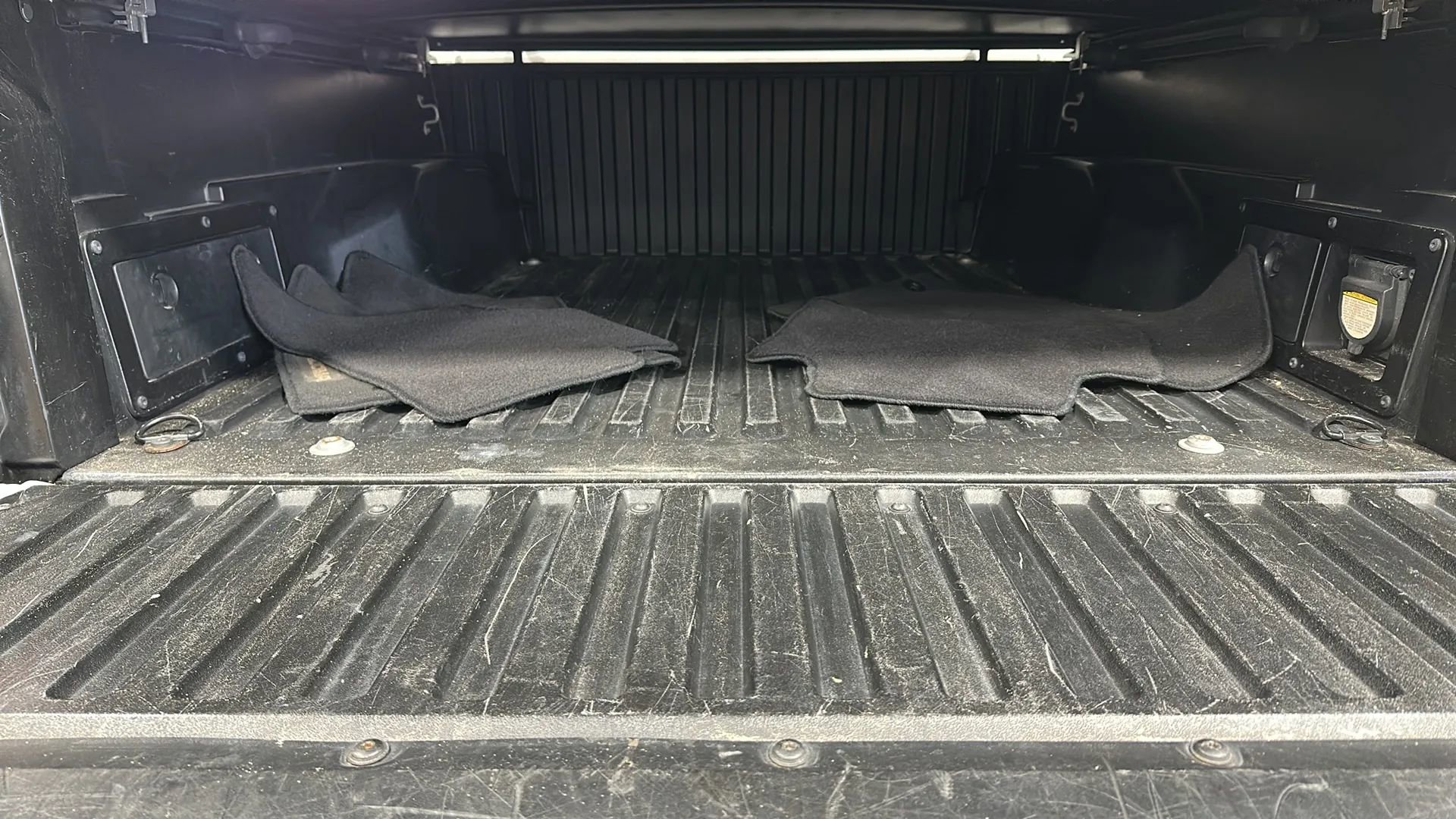 Used 2015 Toyota Tacoma PreRunner w/ TRD Off-Road Package RWD image 13