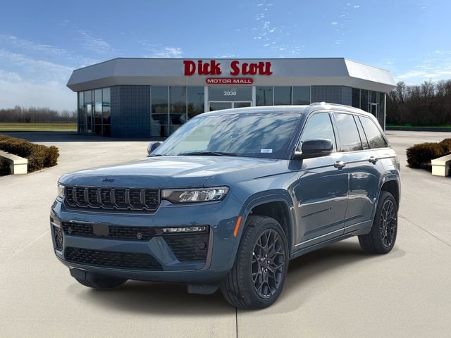 New 2026 Jeep Grand Cherokee Summit w/ Obsidian Package image 3