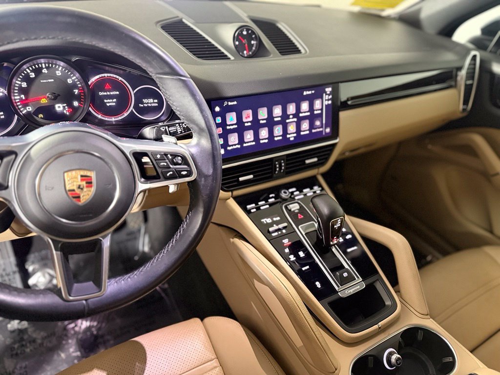 Used 2022 Porsche Cayenne Platinum Edition AWD/4WD image 18