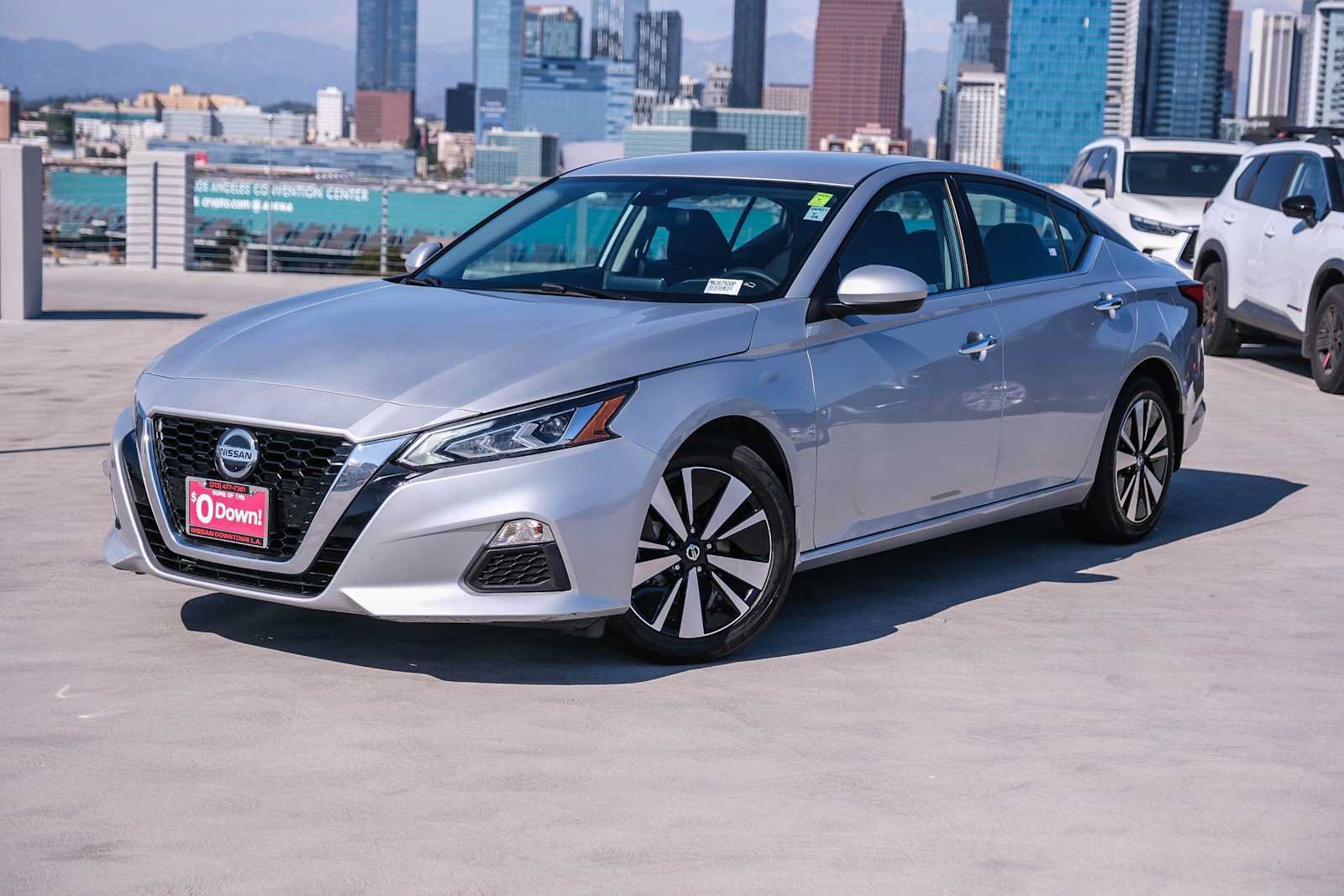 Used 2021 Nissan Altima 2.5 SV FWD image 1