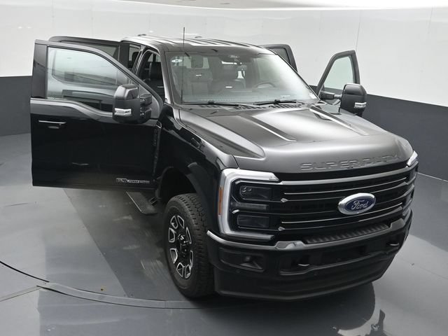 Used 2026 Ford F250 Platinum AWD/4WD image 57