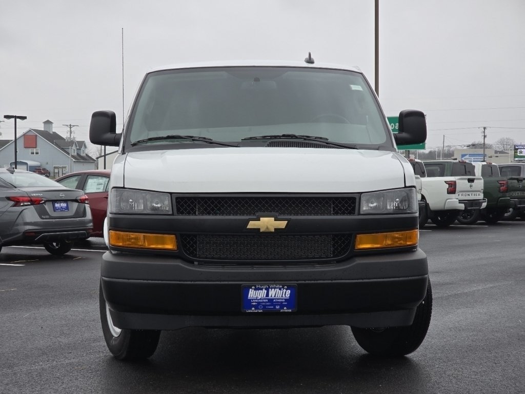 New 2025 Chevrolet Express 2500 w/ Driver Convenience Package RWD image 5