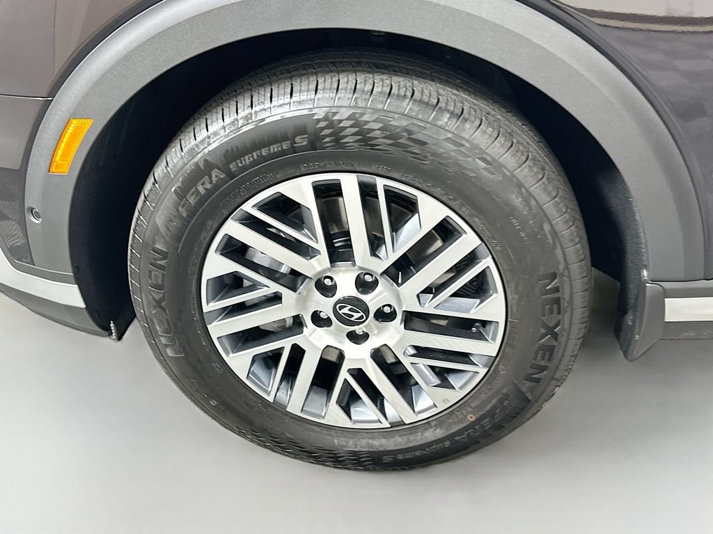 Certified 2026 Hyundai Palisade SEL FWD image 32