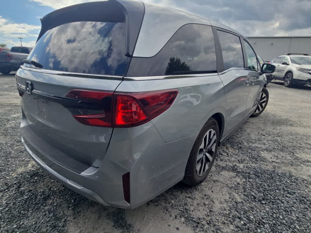 Used 2025 Honda Odyssey EX-L image 9