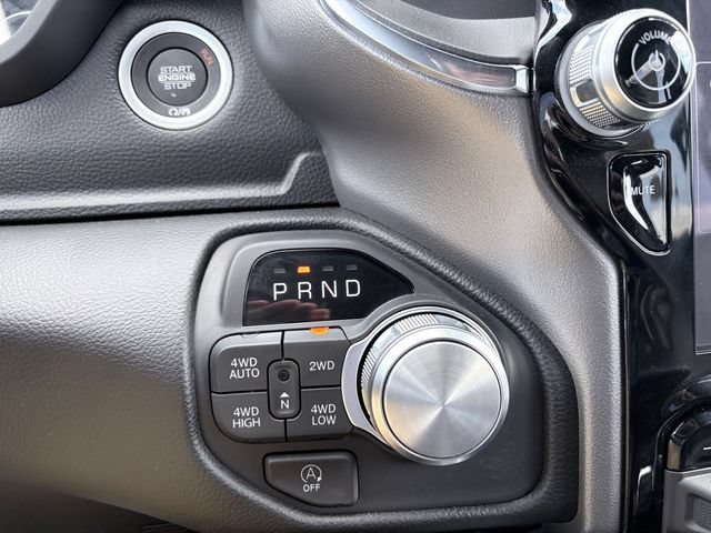 New 2026 RAM 1500 Laramie w/ Sport Appearance Package AWD/4WD image 10