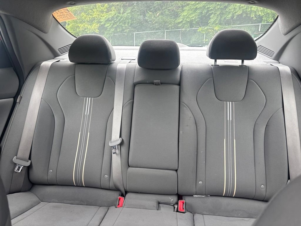 Used 2025 Hyundai Elantra SEL FWD image 9