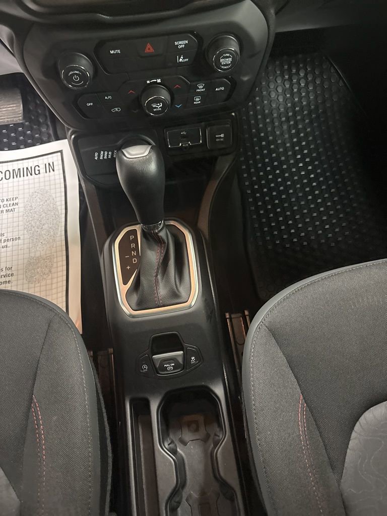 Used 2023 Jeep Renegade Trailhawk w/ Sun/Sound Group image 13