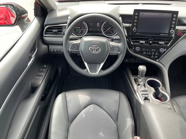 Used 2024 Toyota Camry XLE image 5