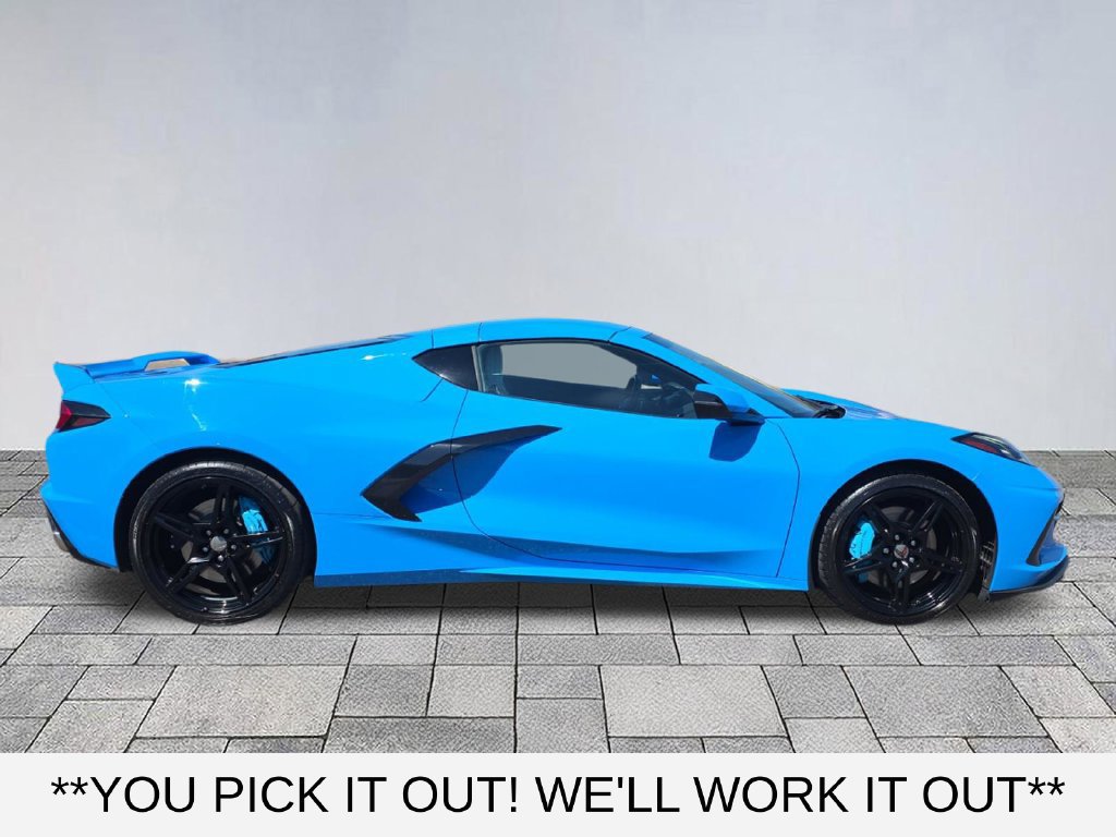 Used 2021 Chevrolet Corvette Stingray Coupe w/ Z51 Performance Package RWD image 8