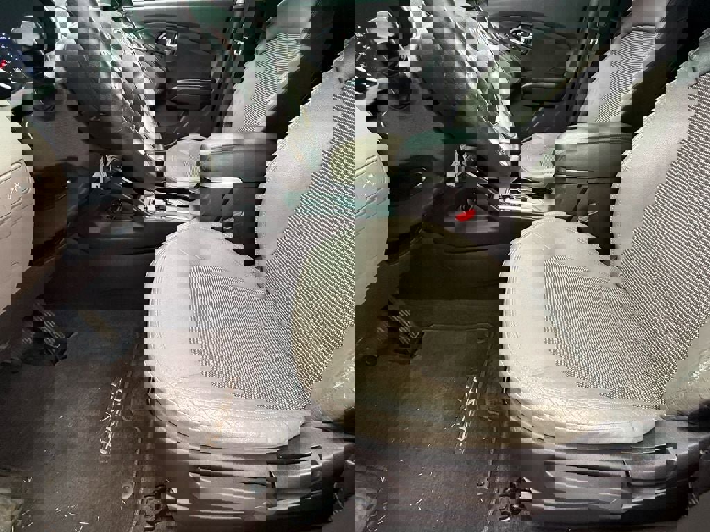 Used 2013 Hyundai Tucson GLS image 12