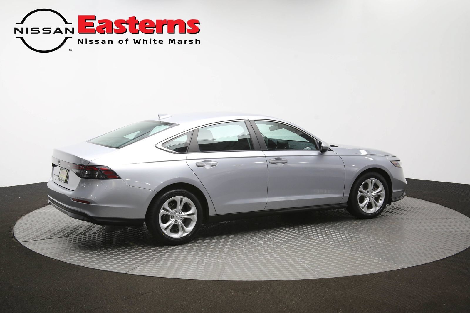 Used 2023 Honda Accord LX image 40
