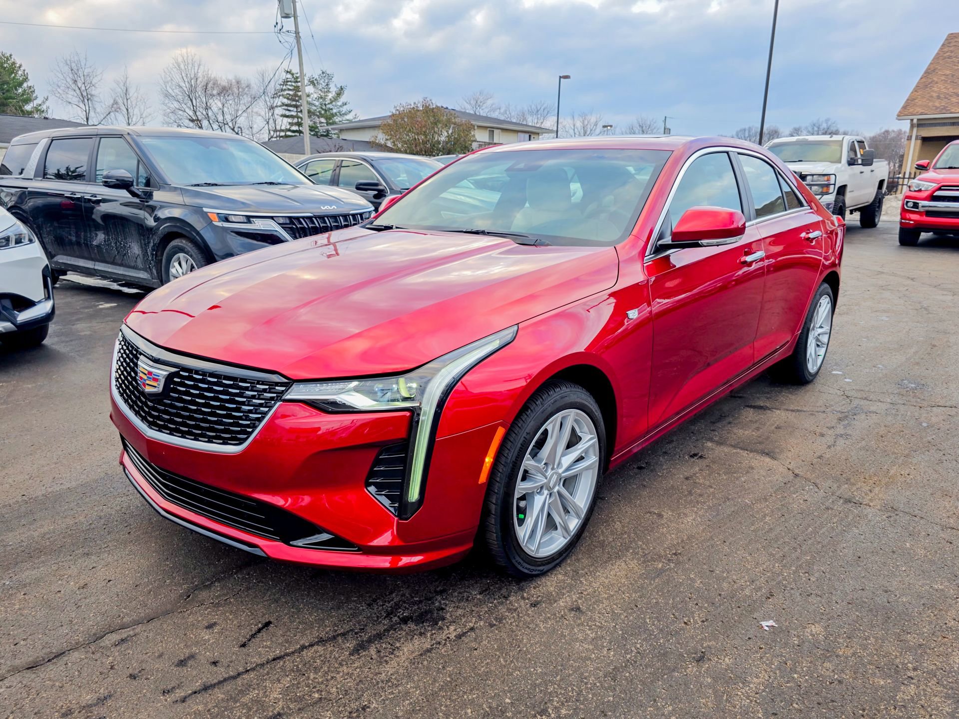 Used 2025 Cadillac CT4 Luxury image 9