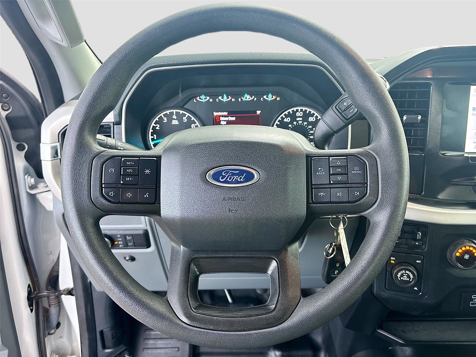 Used 2022 Ford F150 XL w/ Trailer Tow Package image 12