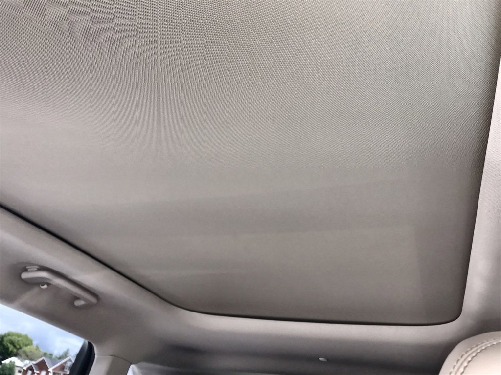 Used 2022 Lincoln Nautilus Reserve w/ Equipment Group 201A image 22