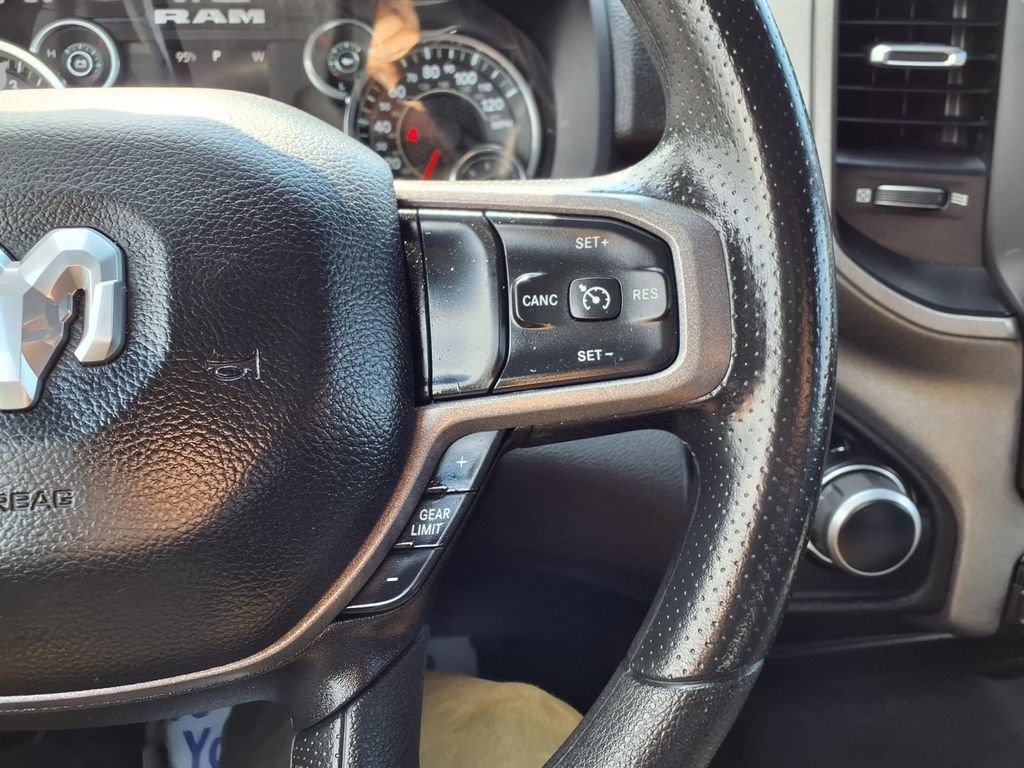 Used 2024 RAM 2500 Tradesman w/ Chrome Appearance Group AWD/4WD image 13
