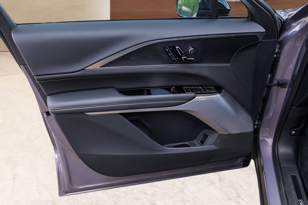 Certified 2025 Cadillac Lyriq Luxury w/ LPO, Floor Liner Package image 22