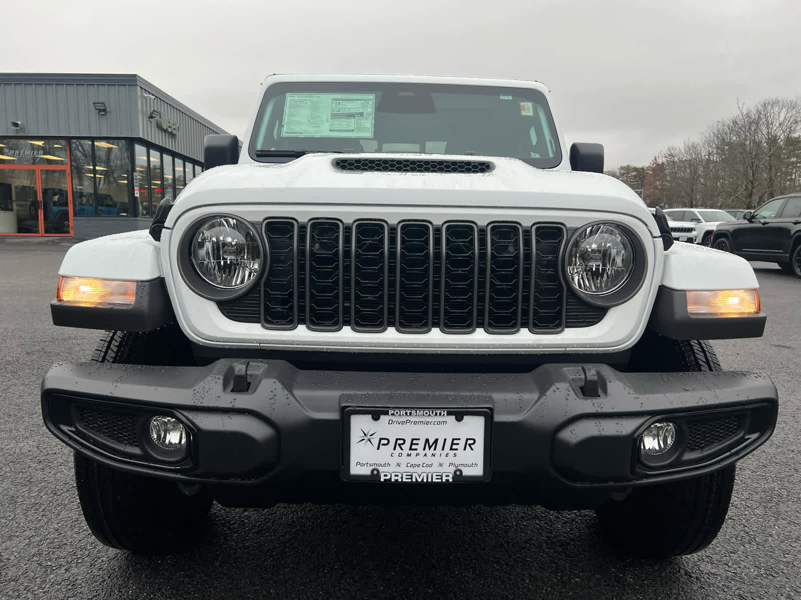 New 2026 Jeep Gladiator Sport AWD/4WD image 12