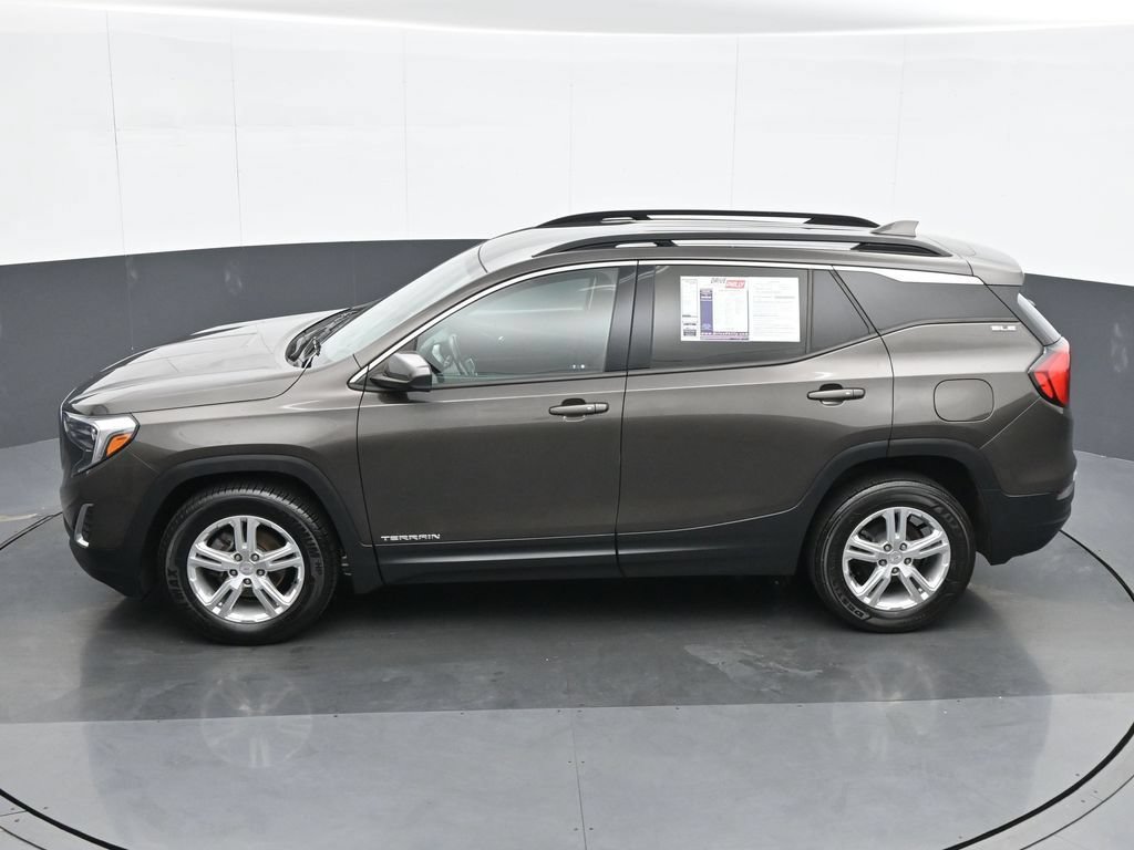 Used 2020 GMC Terrain SLE w/ Driver Convenience Package AWD/4WD image 18