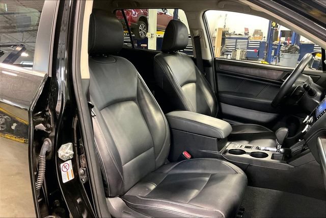 Used 2018 Subaru Outback 2.5i Limited AWD/4WD image 7