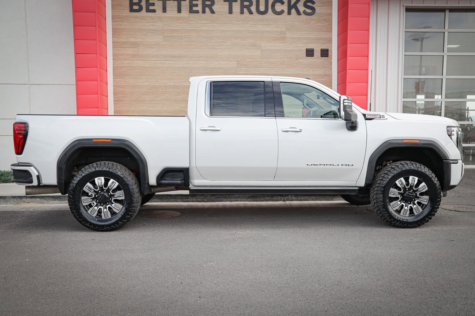 Used 2024 GMC Sierra 3500 Denali w/ Denali Reserve Package image 2