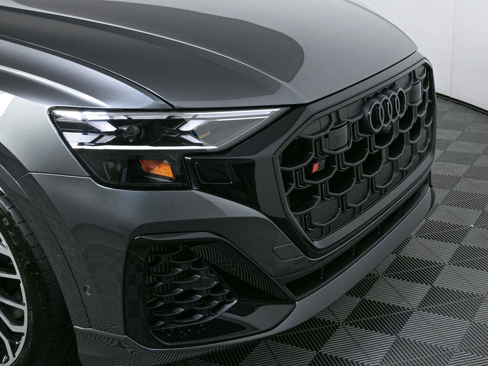 New 2026 Audi SQ8 Prestige AWD/4WD image 39