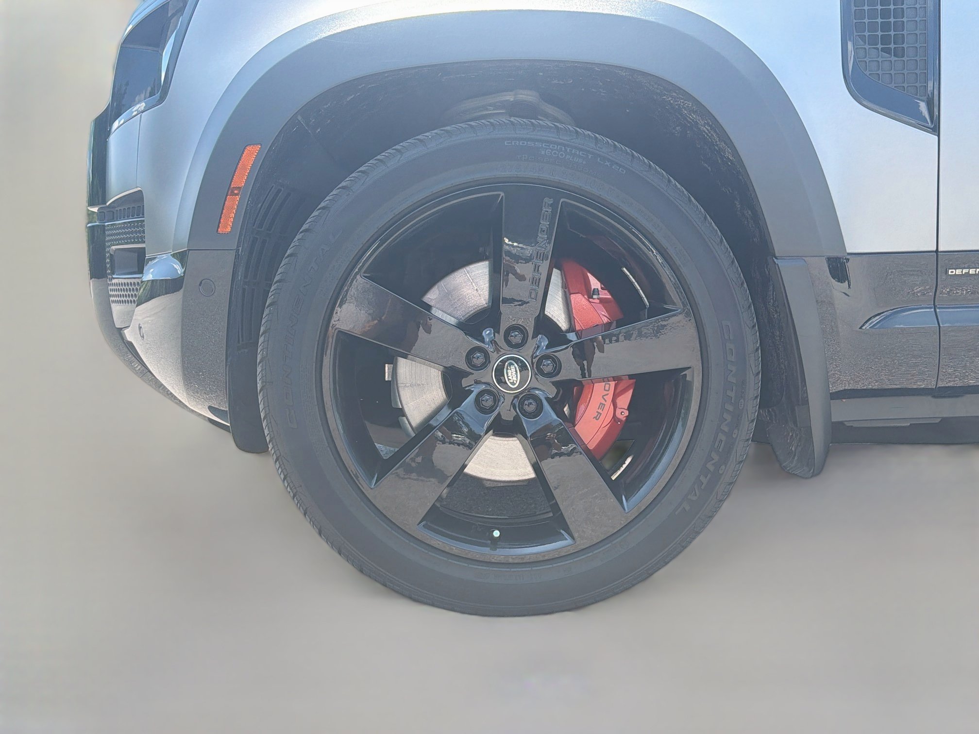 Used 2023 Land Rover Defender 110 X AWD/4WD image 43