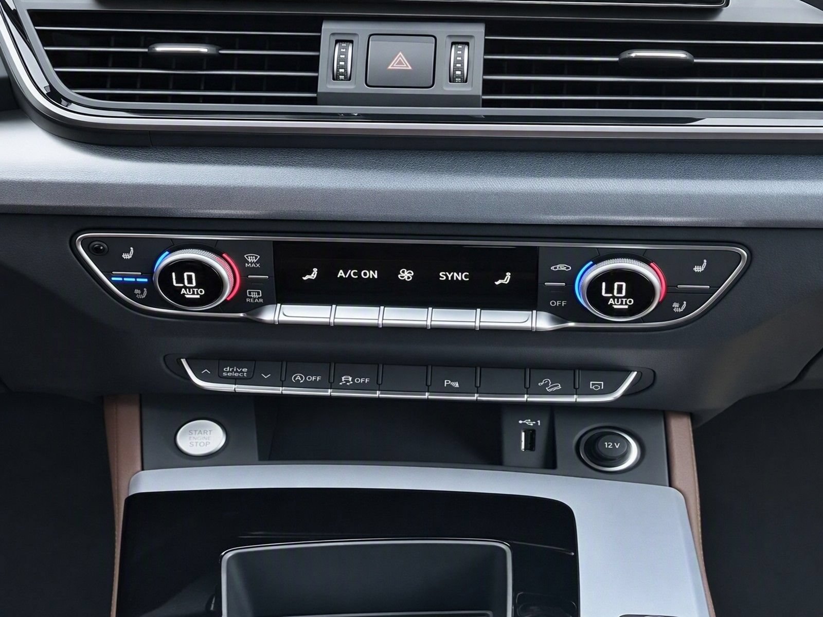 Certified 2025 Audi Q5 2.0T Premium Plus w/ Premium Plus Package AWD/4WD image 14