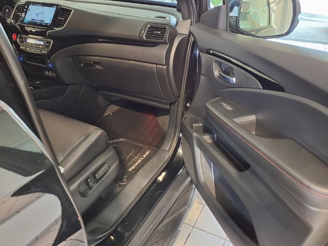 Certified 2024 Honda Ridgeline Black Edition image 25