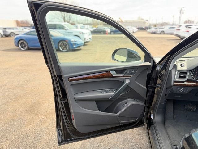 Used 2018 Audi Q5 2.0T Premium image 13