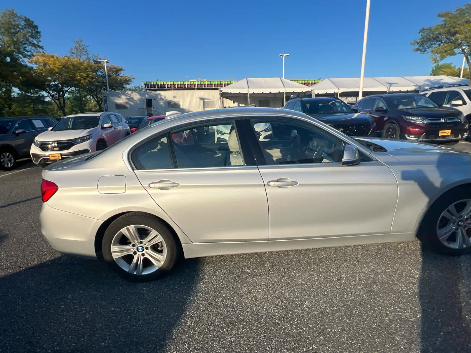 Used 2017 BMW 330i Sedan RWD image 7