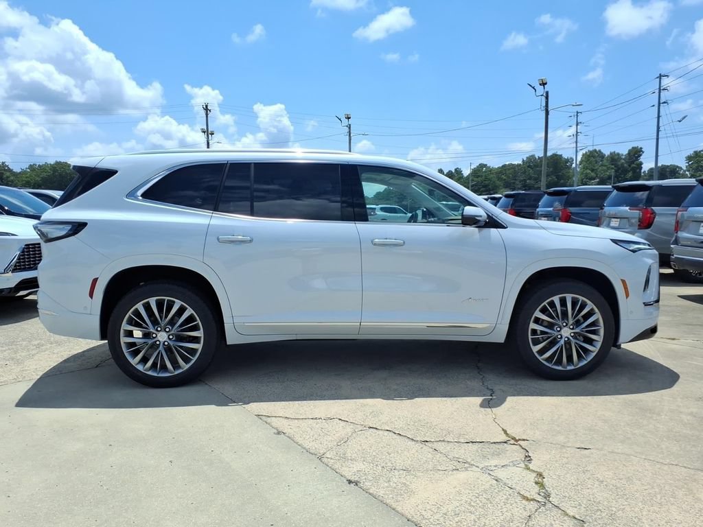 New 2026 Buick Enclave Avenir w/ Super Cruise Package AWD/4WD image 8