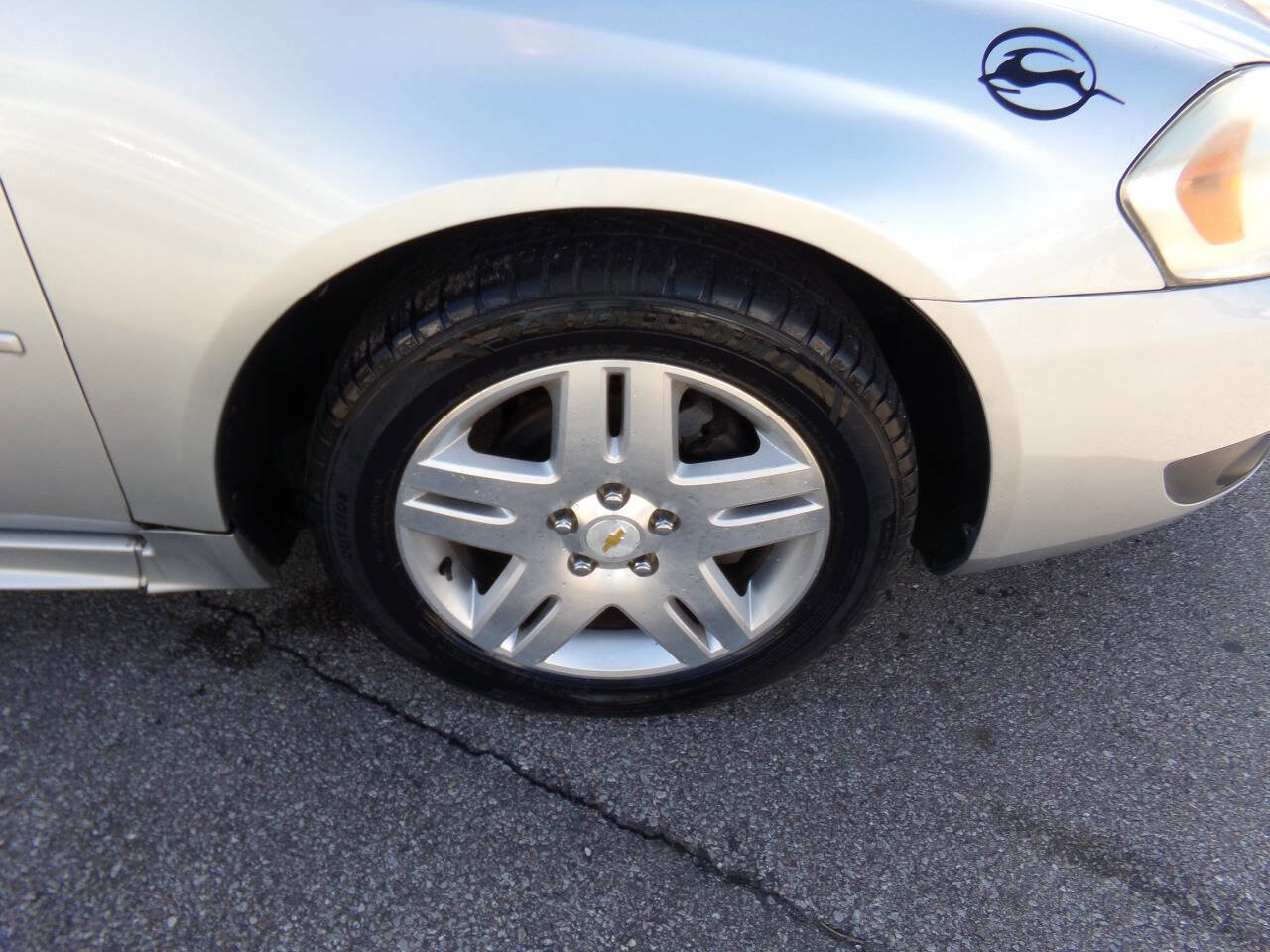 Used 2011 Chevrolet Impala LT w/ Luxury Edition Package image 35