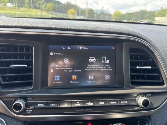 Used 2020 Hyundai Elantra Value Edition w/ Winter Weather Package FWD image 17
