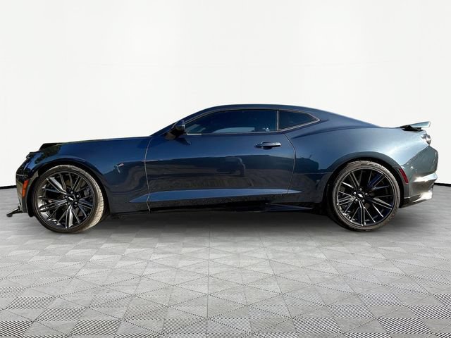 Used 2019 Chevrolet Camaro ZL1 RWD image 8