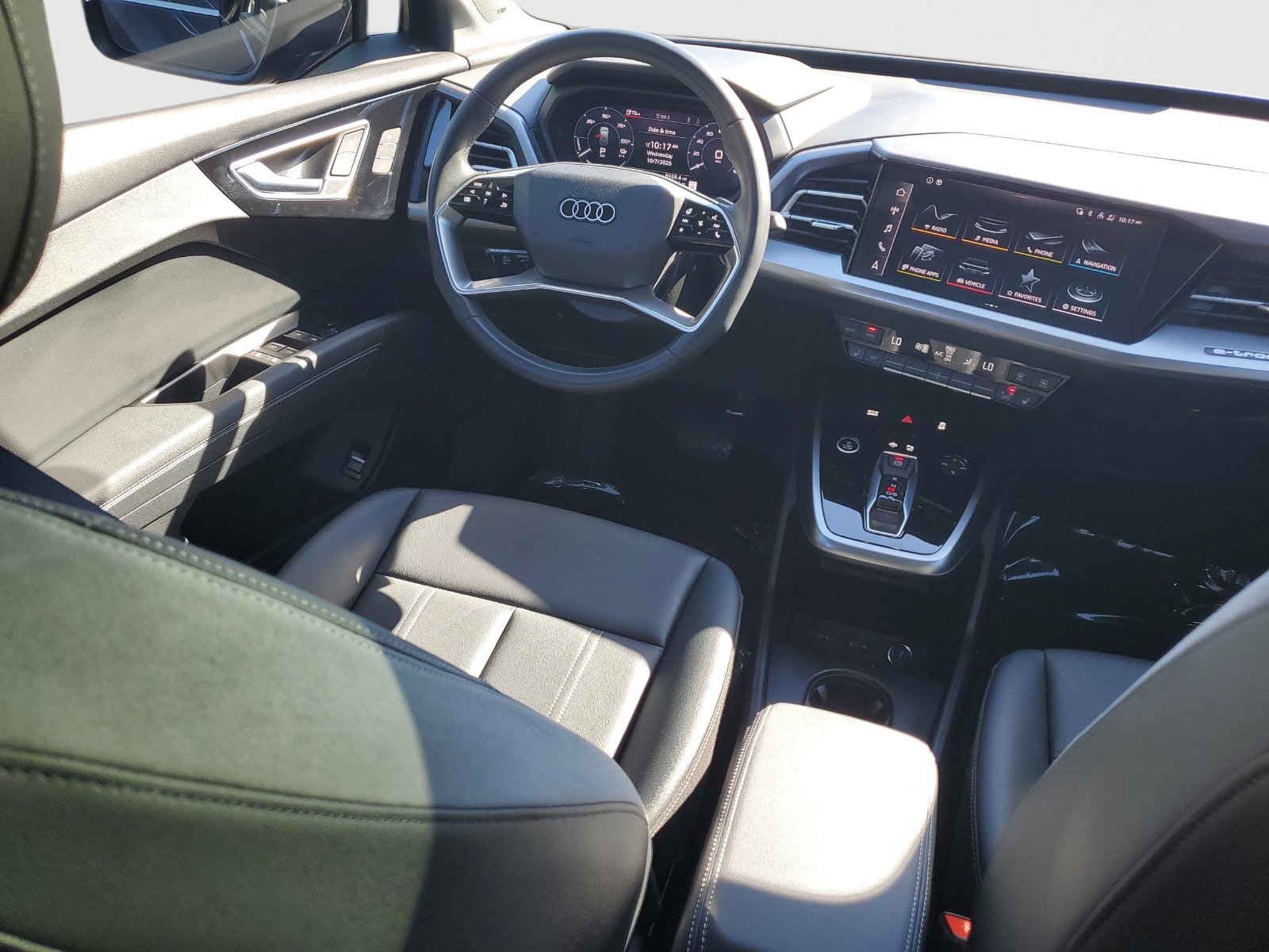 Used 2023 Audi Q4 e-tron Premium Plus w/ Premium Plus RWD image 11