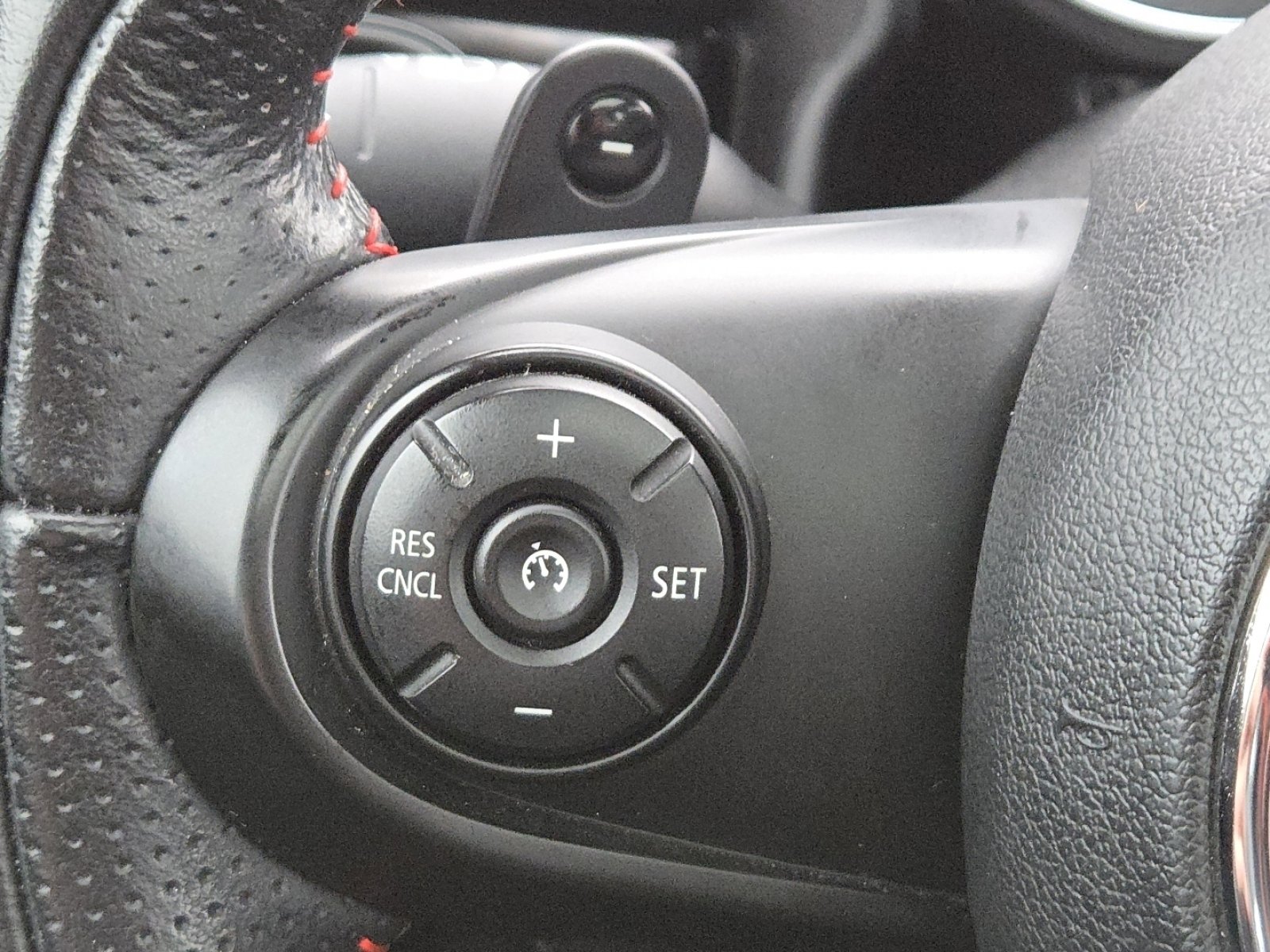 Used 2019 MINI Cooper Countryman S w/ Premium Package image 7