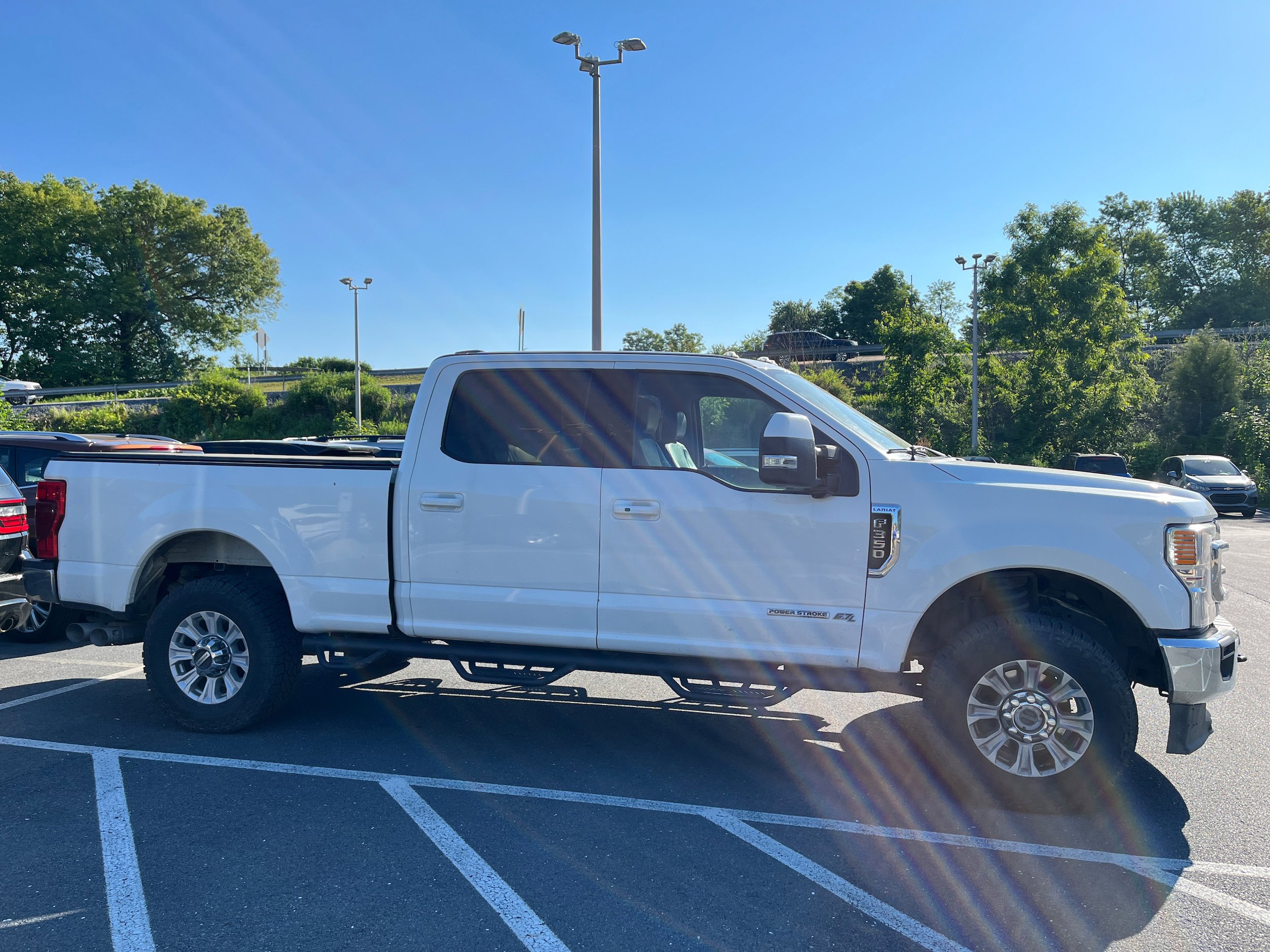 Used 2020 Ford F350 Lariat w/ Lariat Ultimate Package AWD/4WD image 3