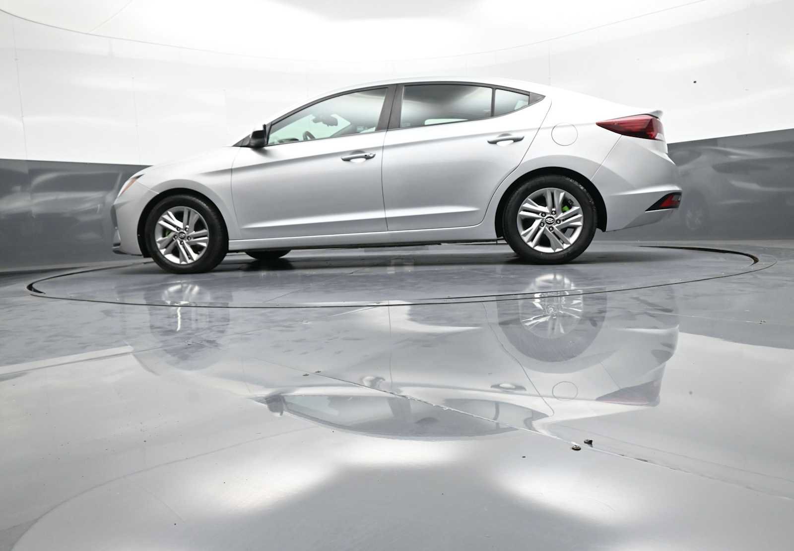Used 2019 Hyundai Elantra Value Edition FWD image 32