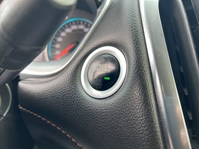 Used 2020 Chevrolet Traverse LT image 20