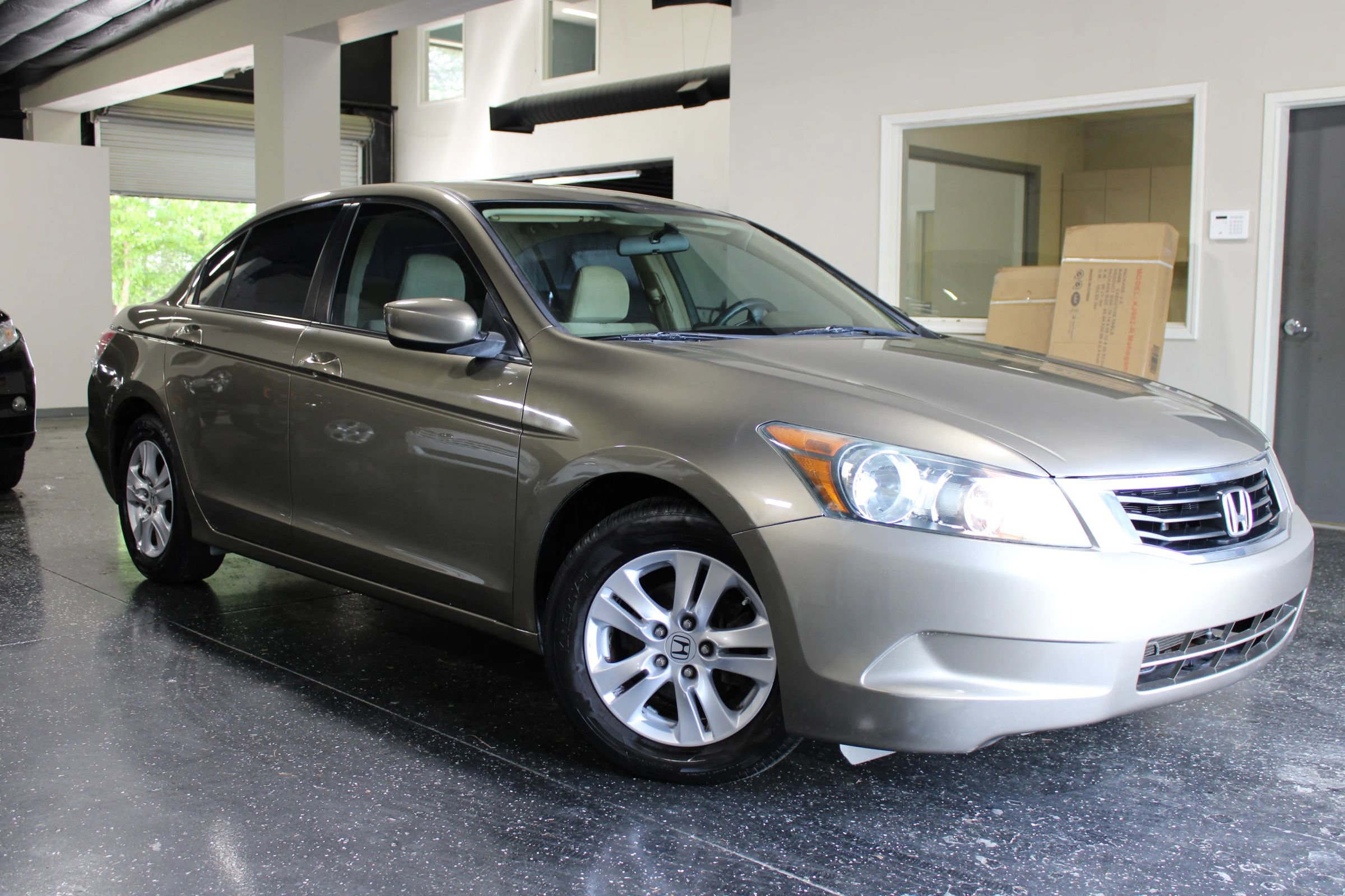 Used 2009 Honda Accord LX-P image 1