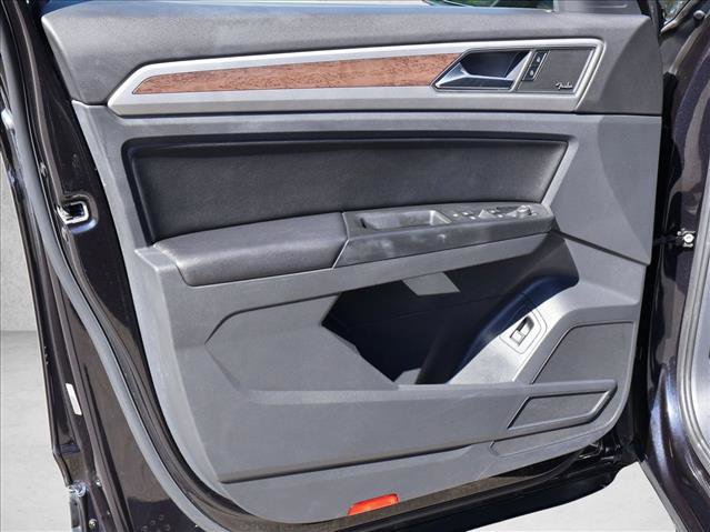 Used 2018 Volkswagen Atlas SEL Premium AWD/4WD image 12