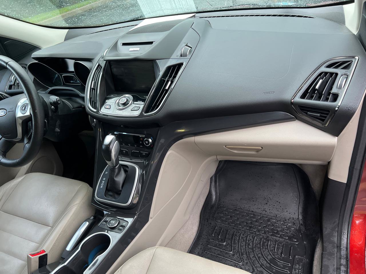 Used 2014 Ford Escape Titanium AWD/4WD image 32